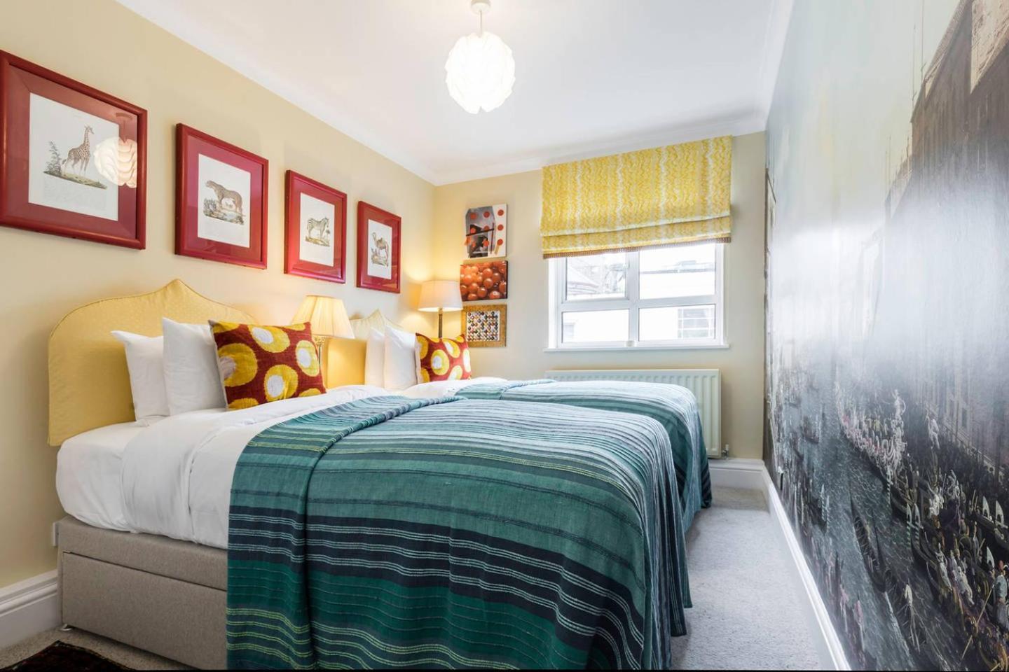 3 Bedroom Apartment On Portobello Road In Notting Hill London Exterior photo