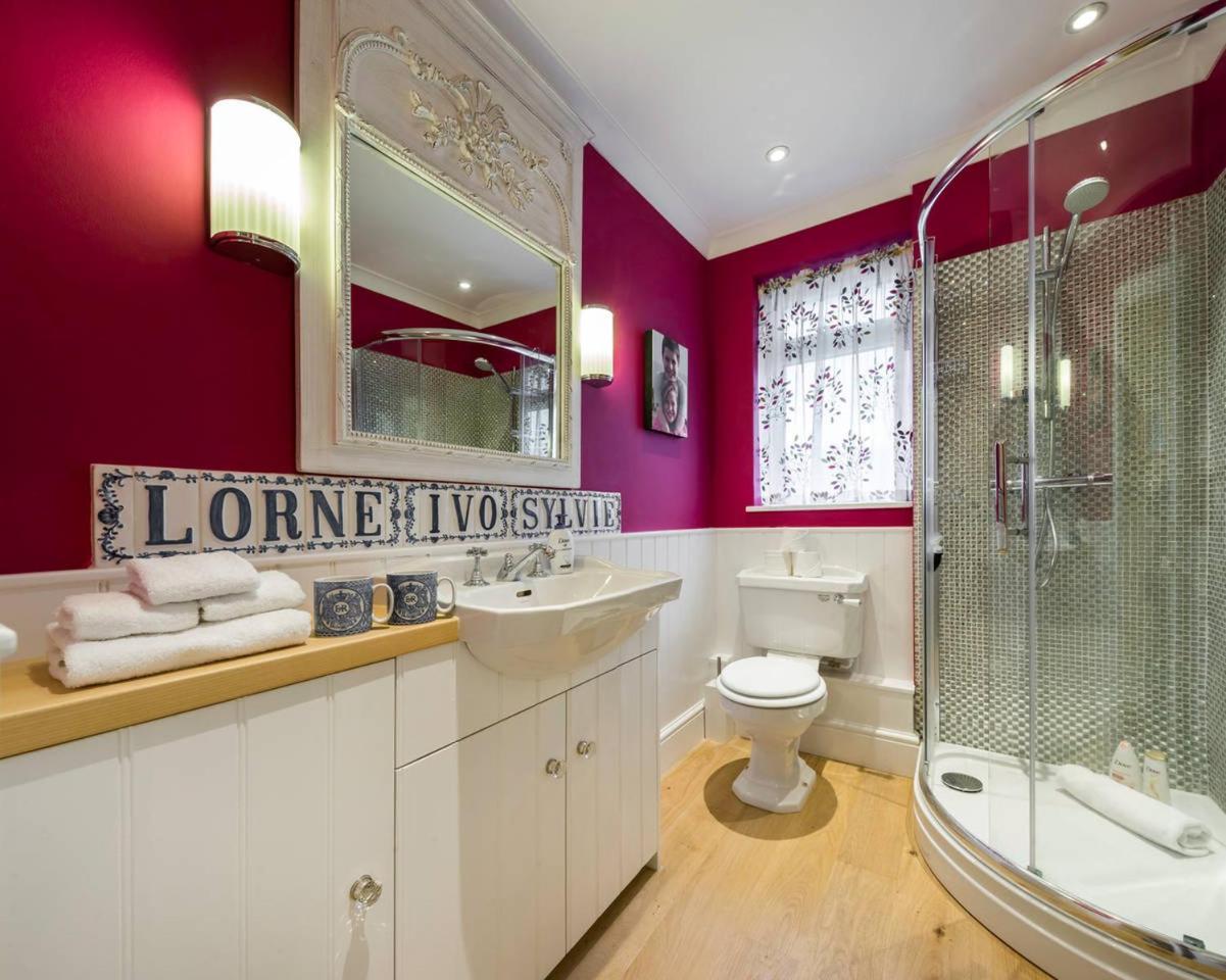 3 Bedroom Apartment On Portobello Road In Notting Hill London Exterior photo
