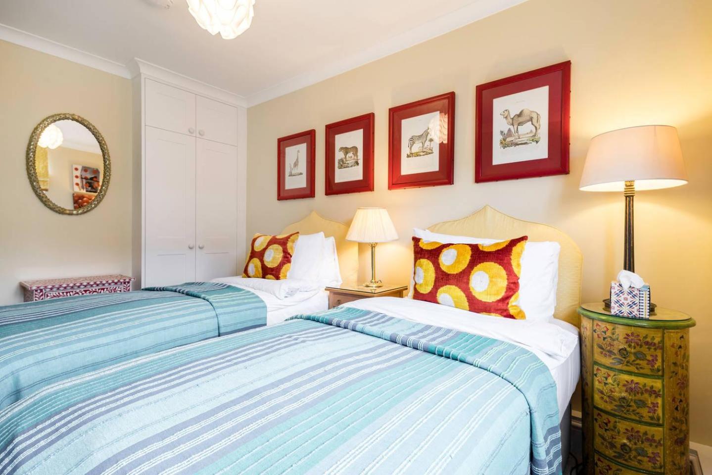 3 Bedroom Apartment On Portobello Road In Notting Hill London Exterior photo